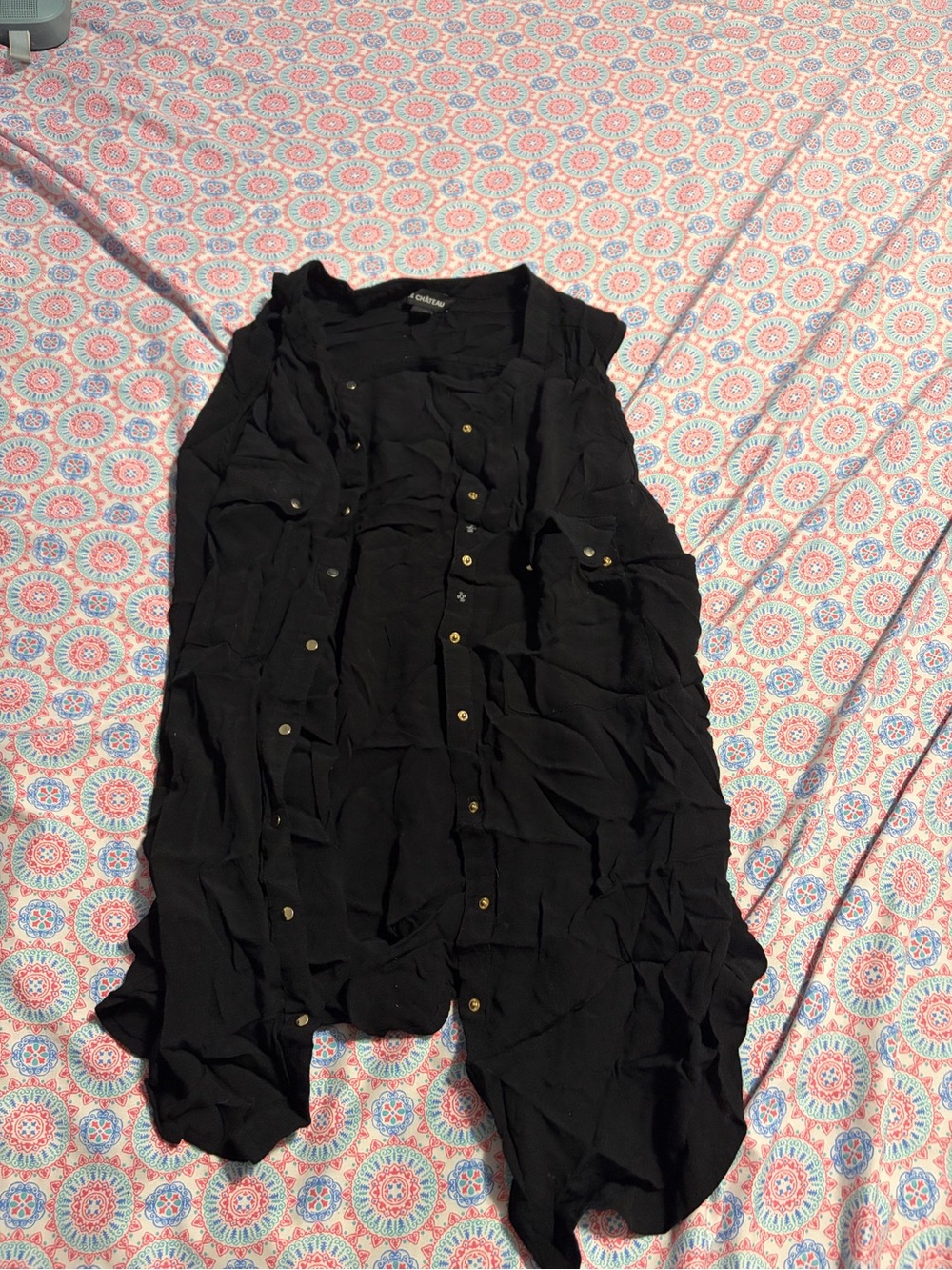 le château Black Women’s Shorts